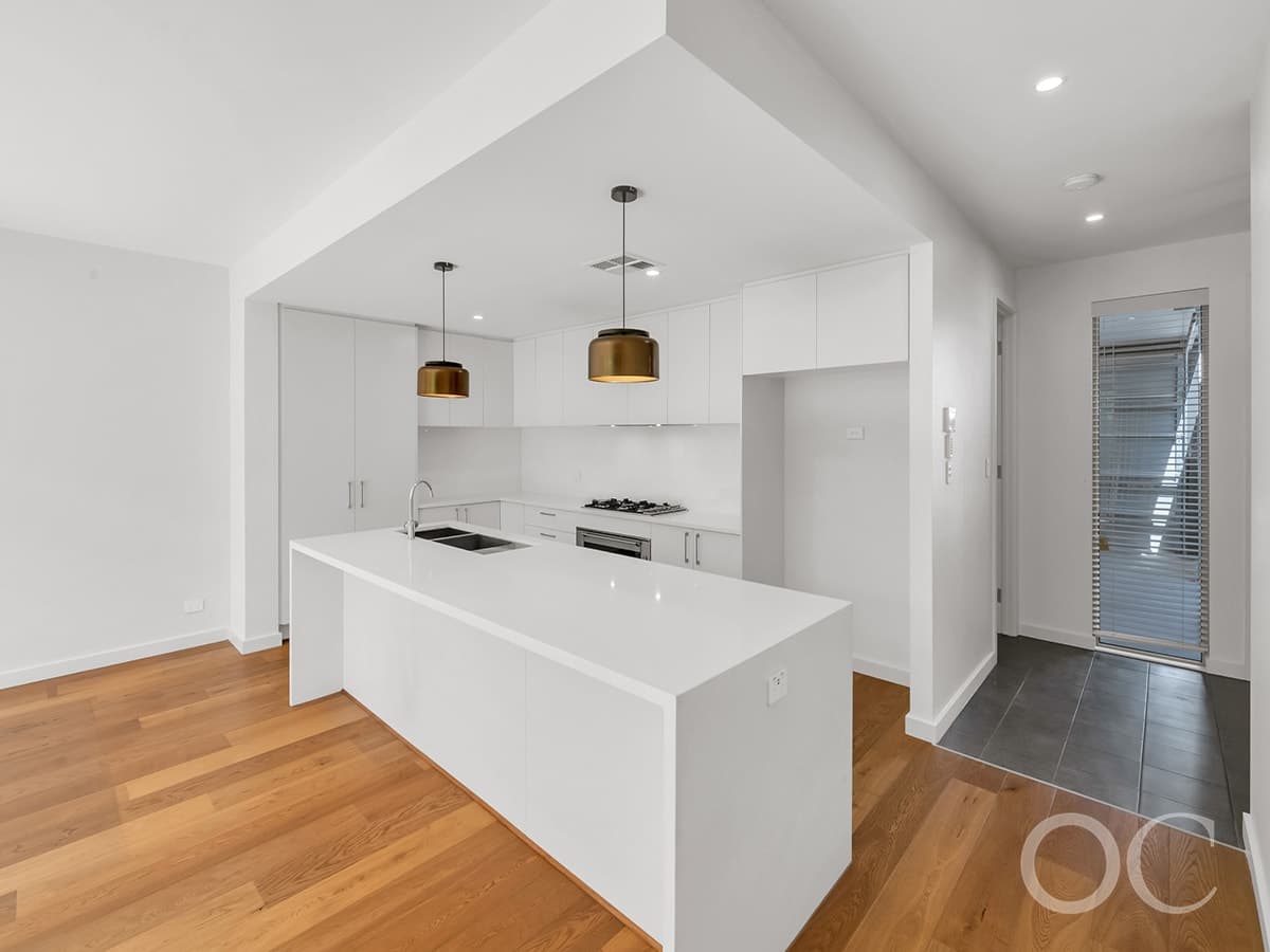 24F Long Street, Plympton - Thumbnail 6