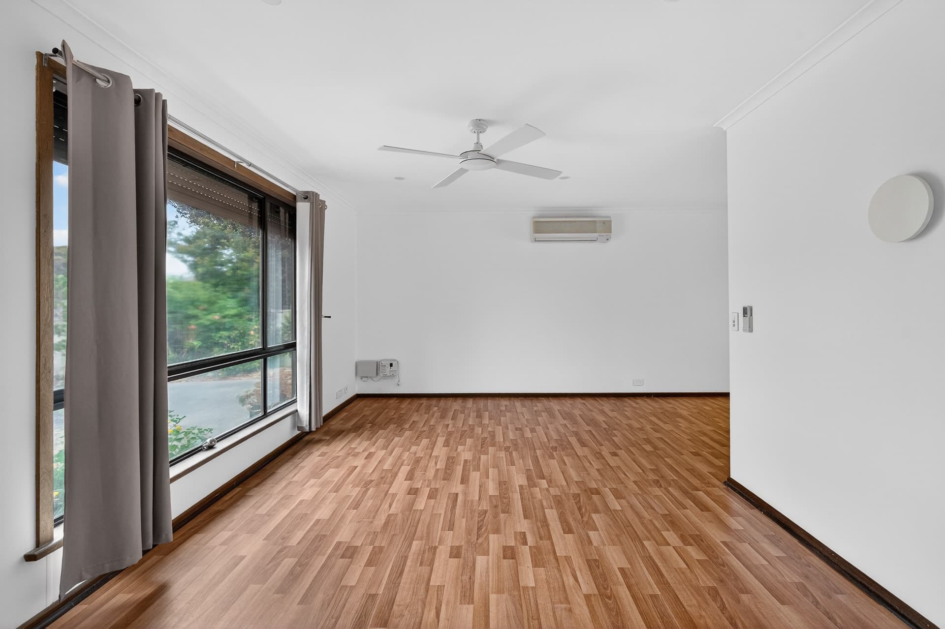 105 North Terrace, Port Elliot - Thumbnail 2