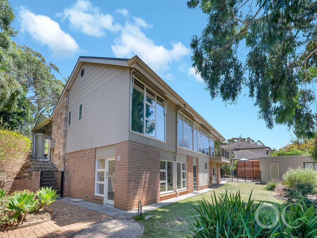16 Centre Way, Belair - Image 1