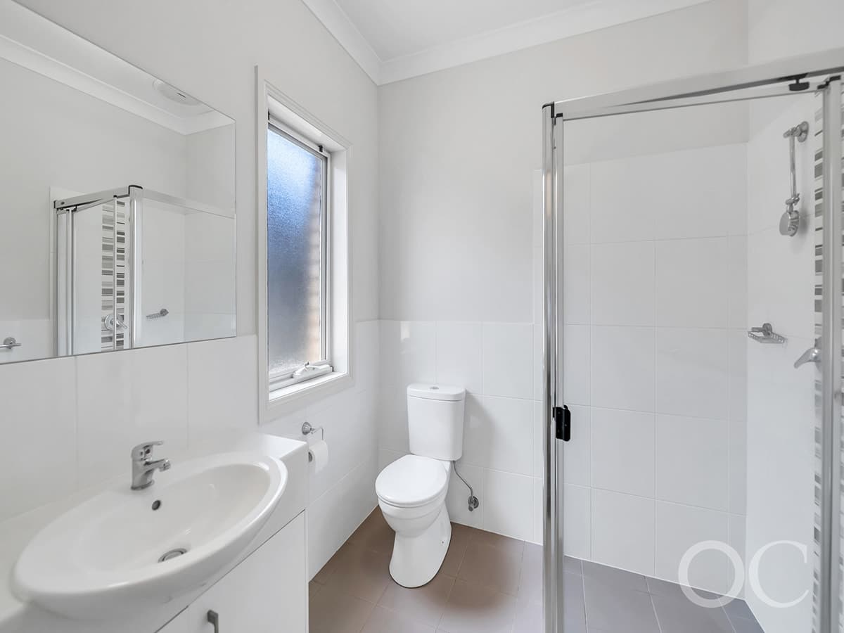25 Matthews Avenue, Seaton - Thumbnail 5