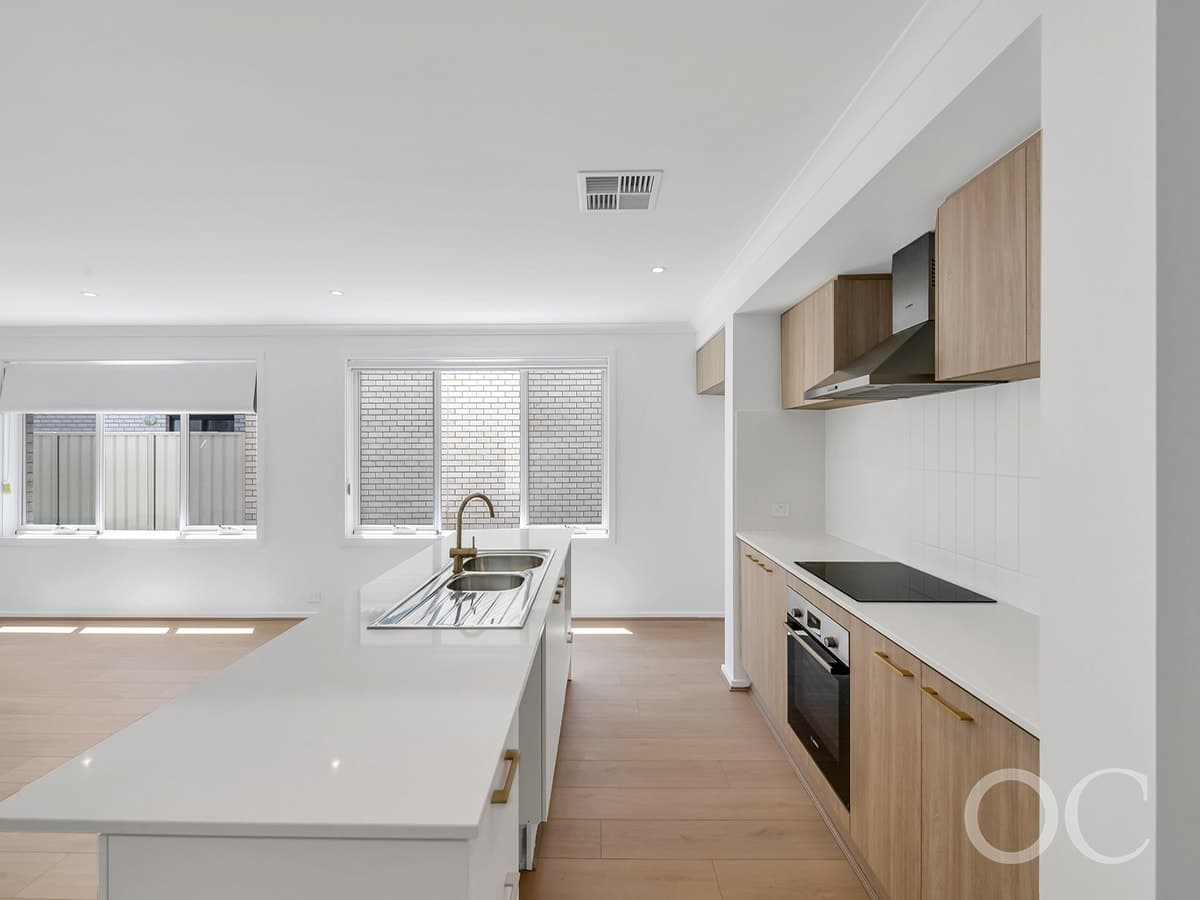 10 McDonald Avenue, Aldinga Beach - Thumbnail 6