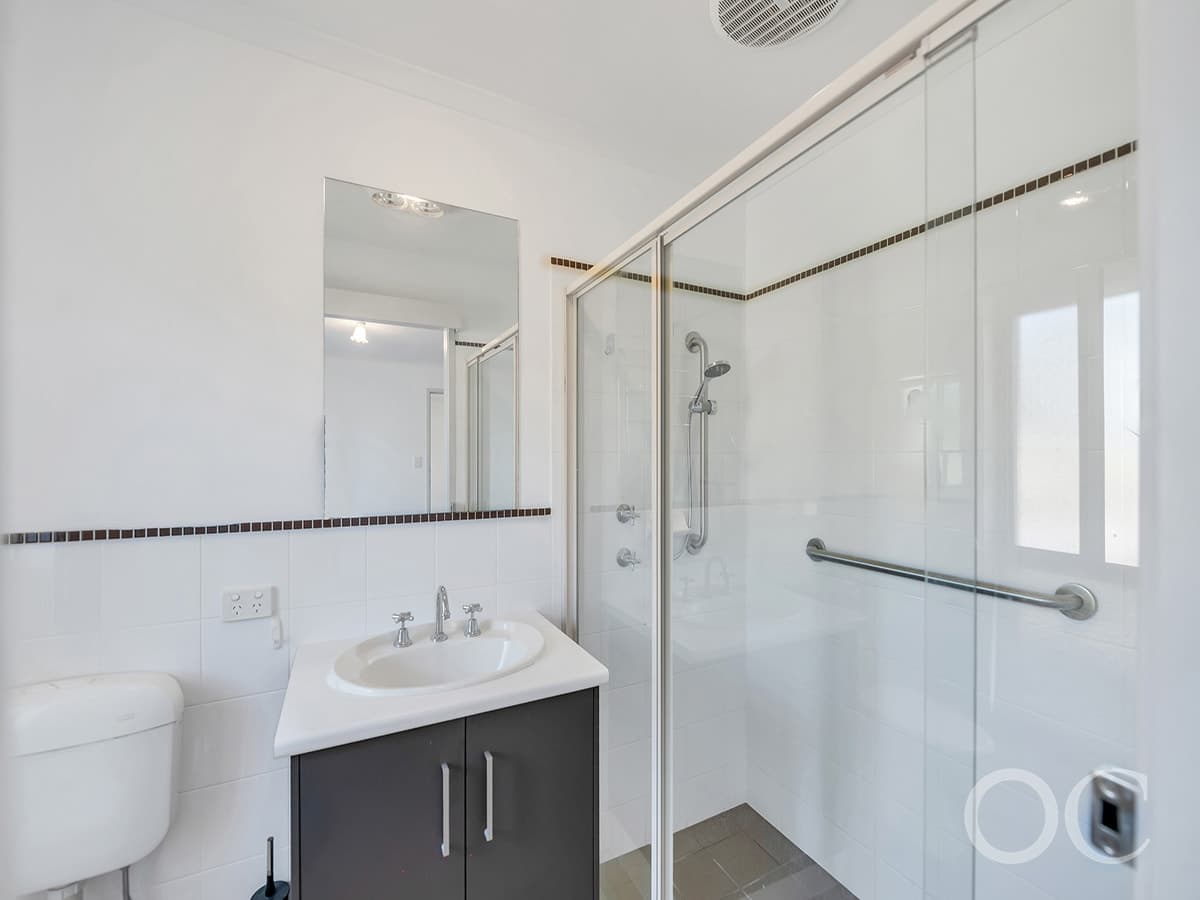 1/53a Oakridge Road, Aberfoyle Park - Thumbnail 8