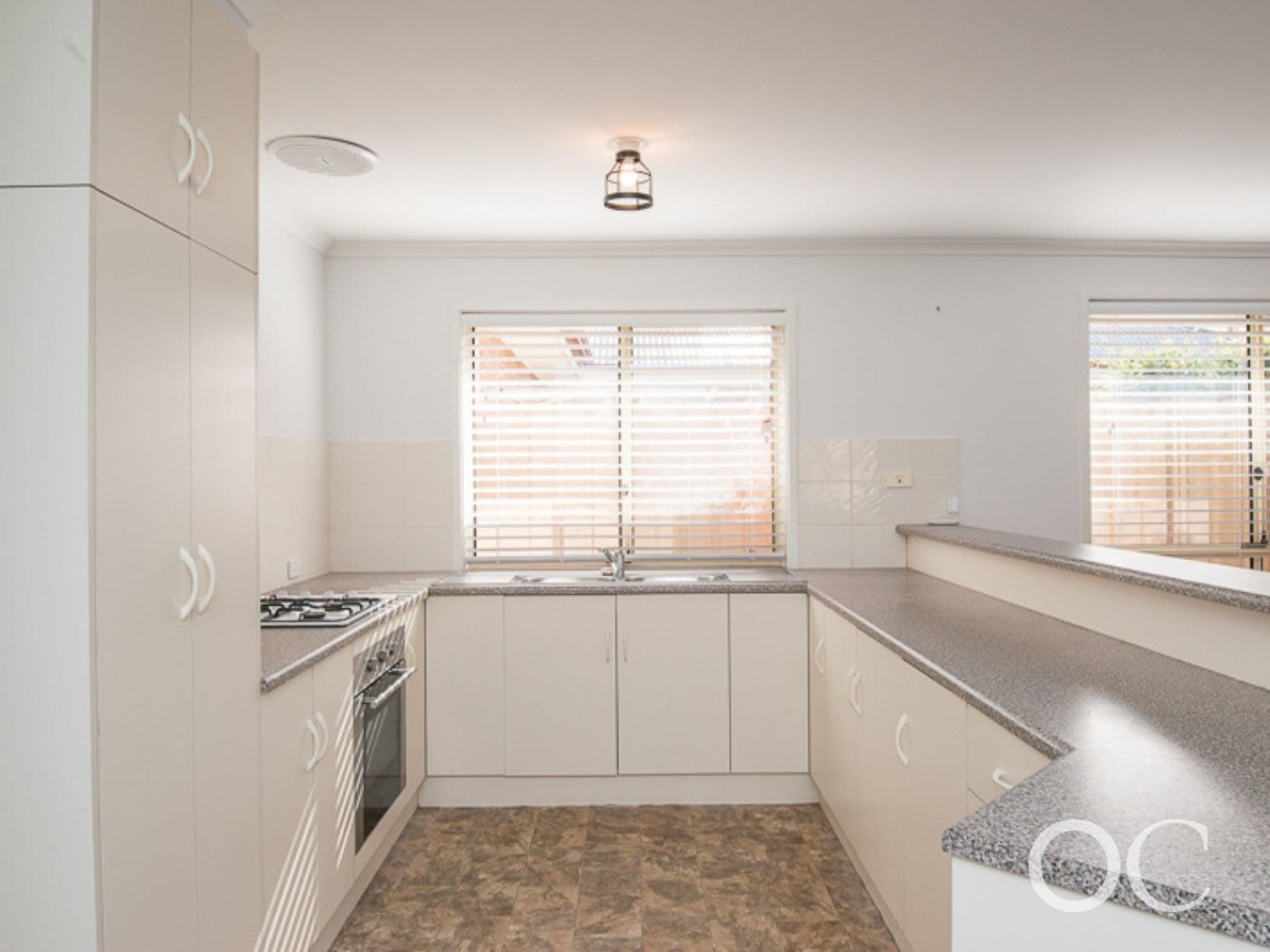 21 Camroc Avenue, Tranmere - Thumbnail 3