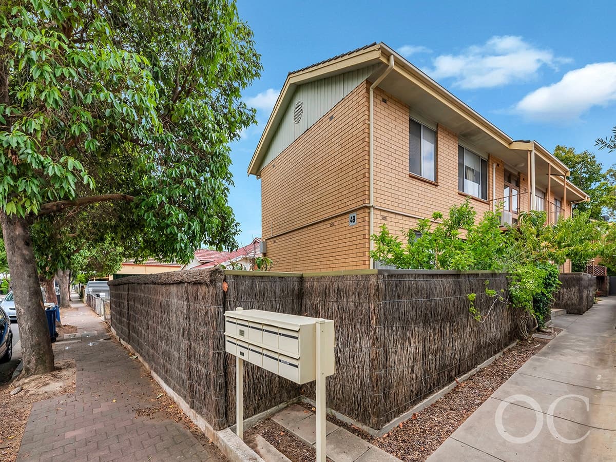 2/49 Kenilworth Road, Parkside - Image 1