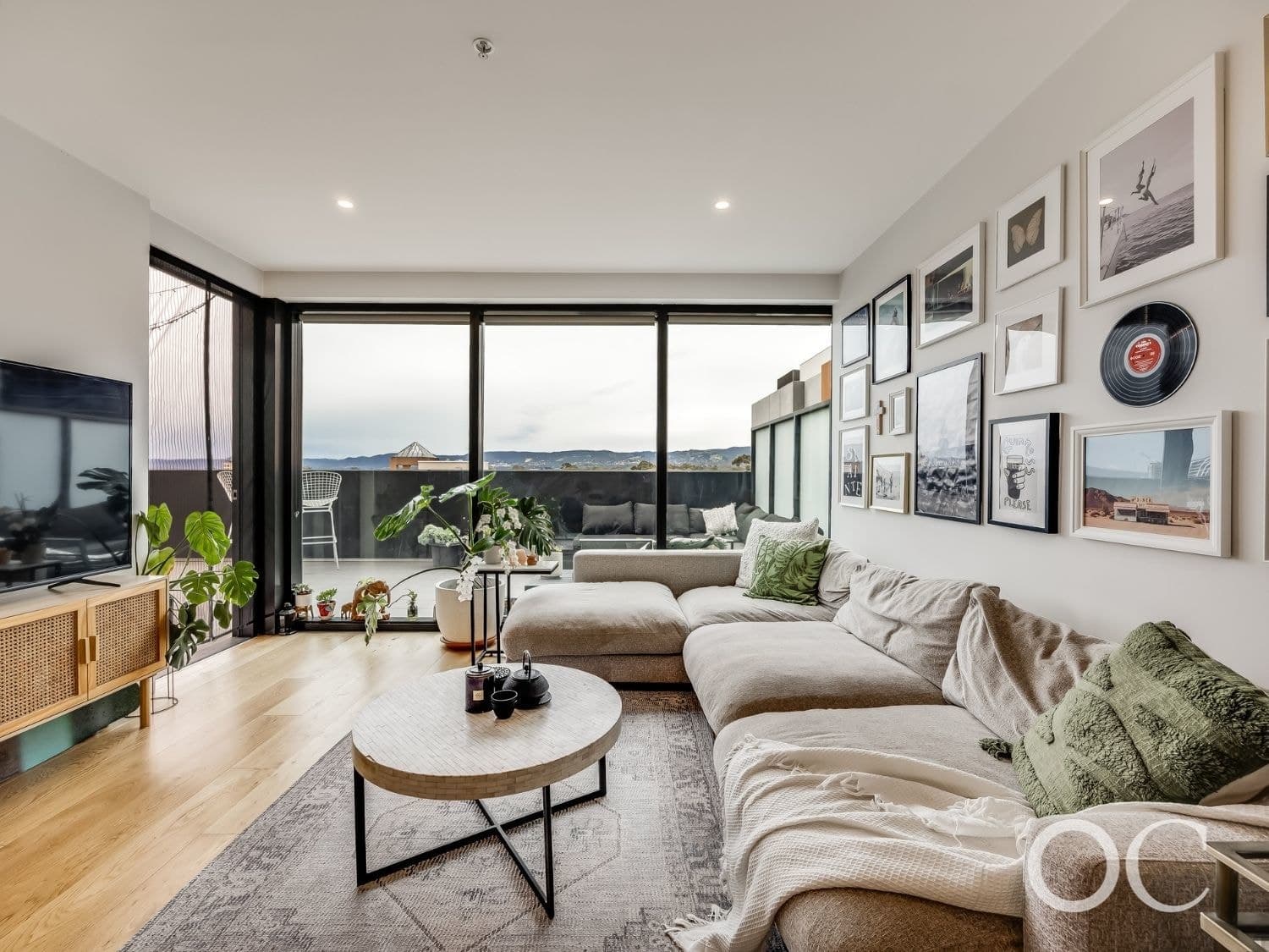 309/297 Pirie Street, Adelaide - Thumbnail 2