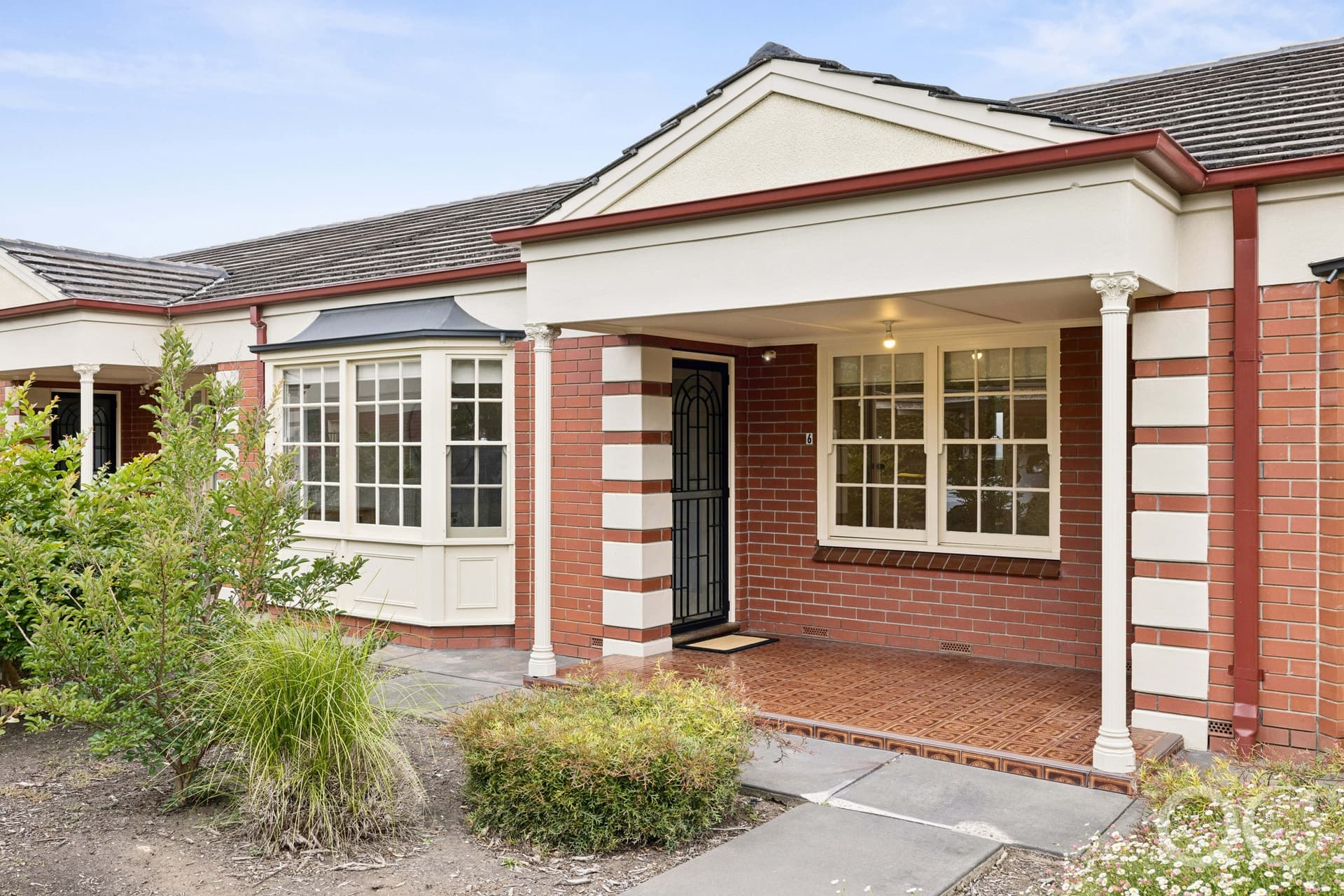 6/26 Commercial Road, Hyde Park - Thumbnail 2