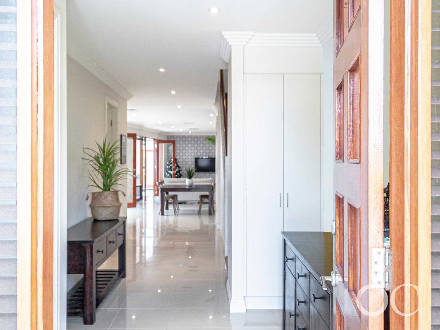 22 Medallion Drive, Grange - Thumbnail 2