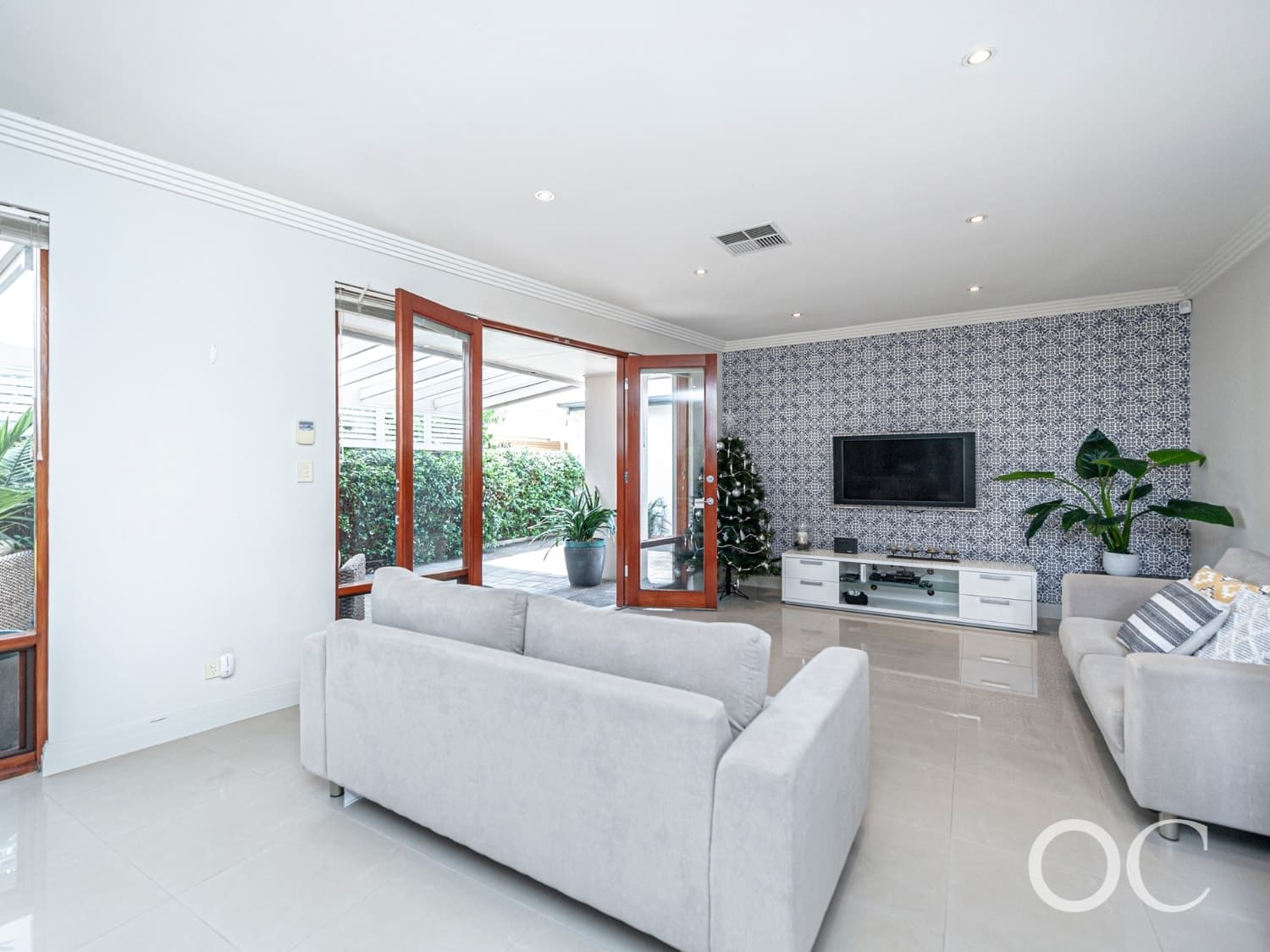 22 Medallion Drive, Grange - Thumbnail 8