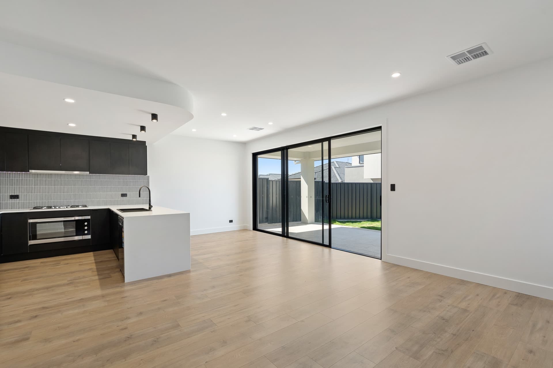 19/55 The Vines Drive, Normanville - Thumbnail 2