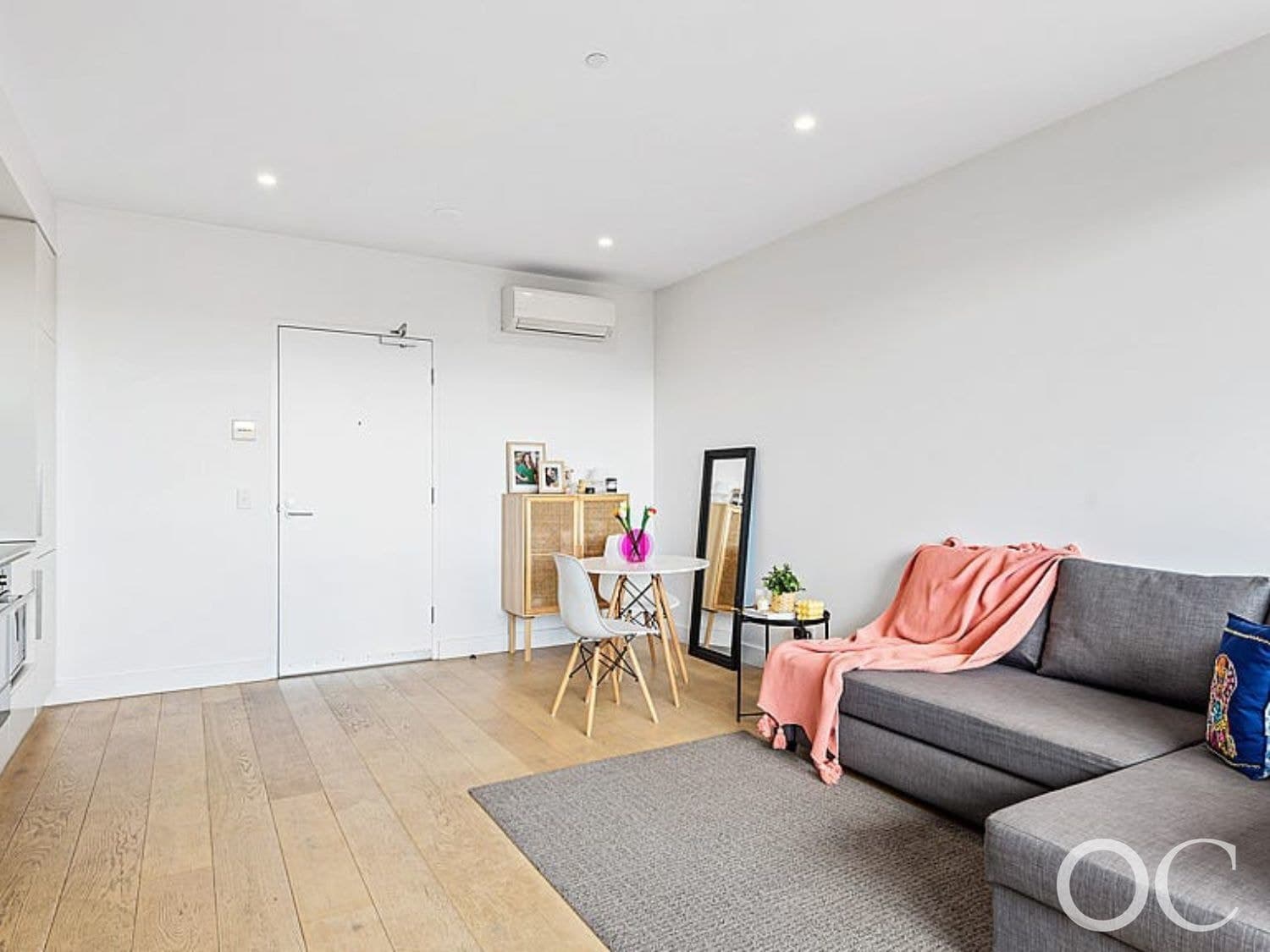 2205/421 King William Street, Adelaide - Thumbnail 5