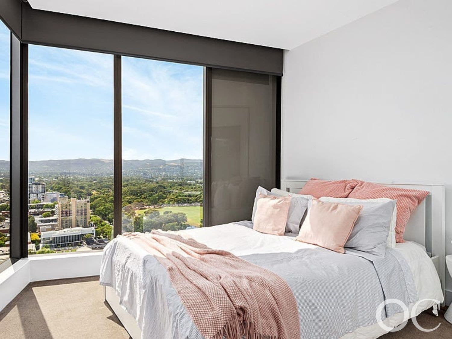 2205/421 King William Street, Adelaide - Thumbnail 7