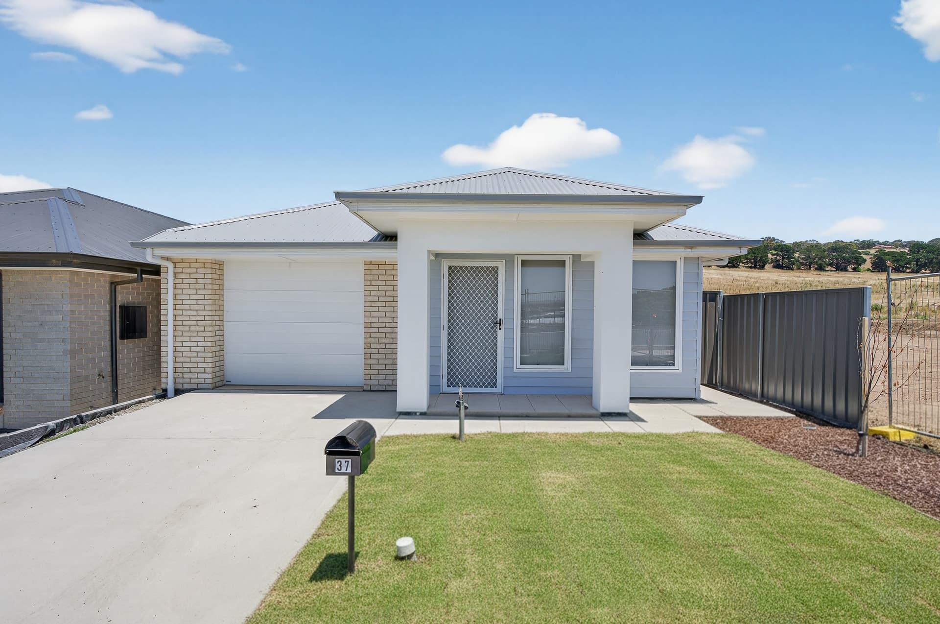 37 Aurora Drive, Waitpinga - Image 1