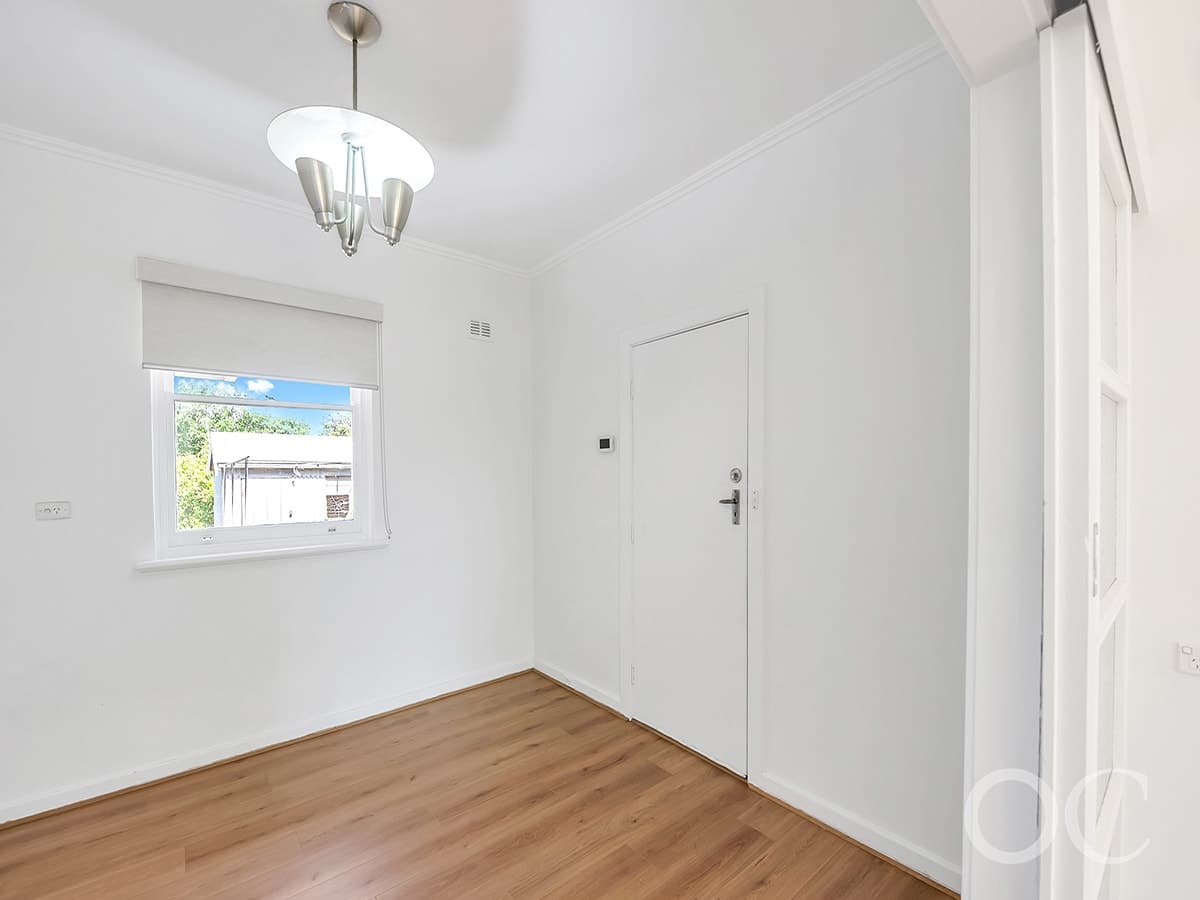 6 Glenloth Avenue, Westbourne Park - Thumbnail 5