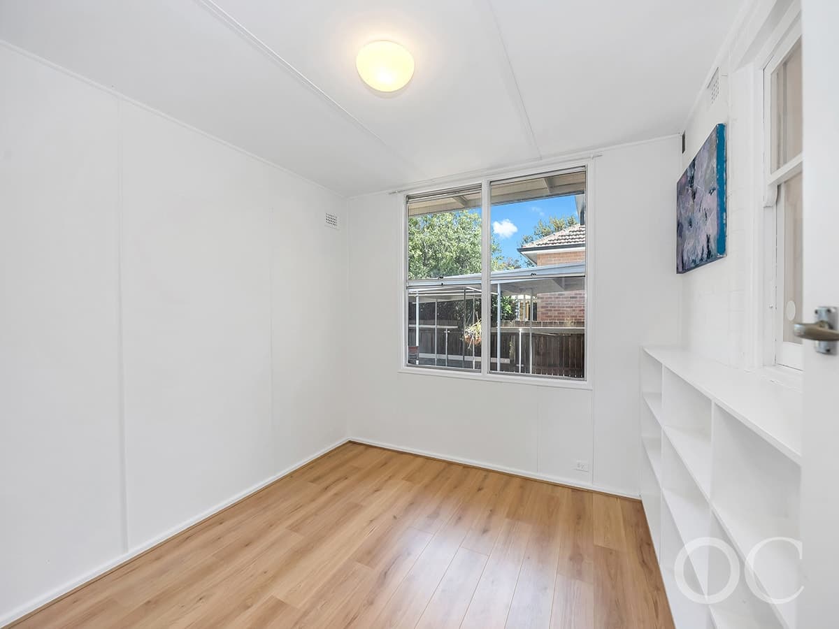 6 Glenloth Avenue, Westbourne Park - Thumbnail 7