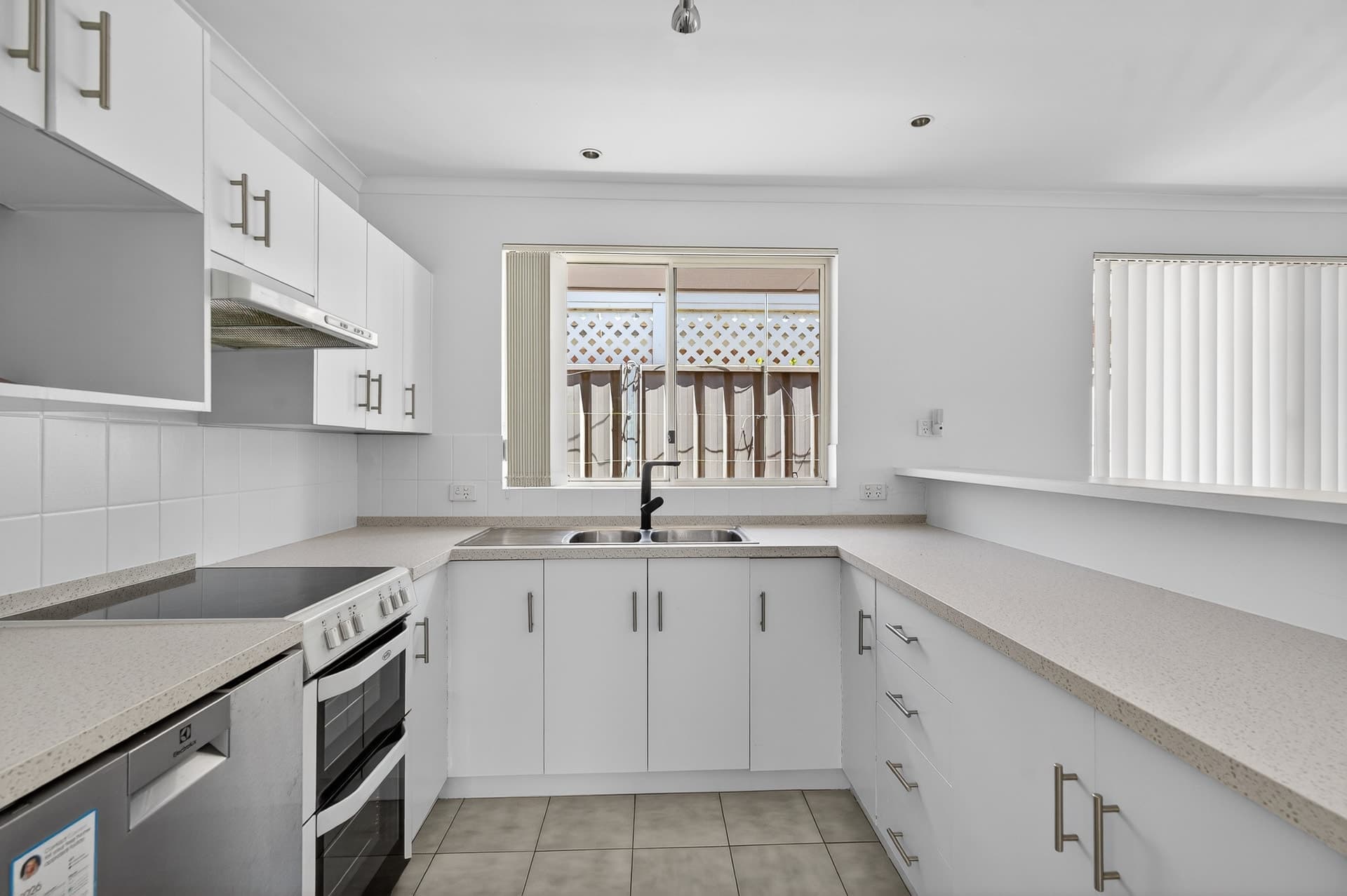 17 Nicolas Baudin Drive, Encounter Bay - Thumbnail 2