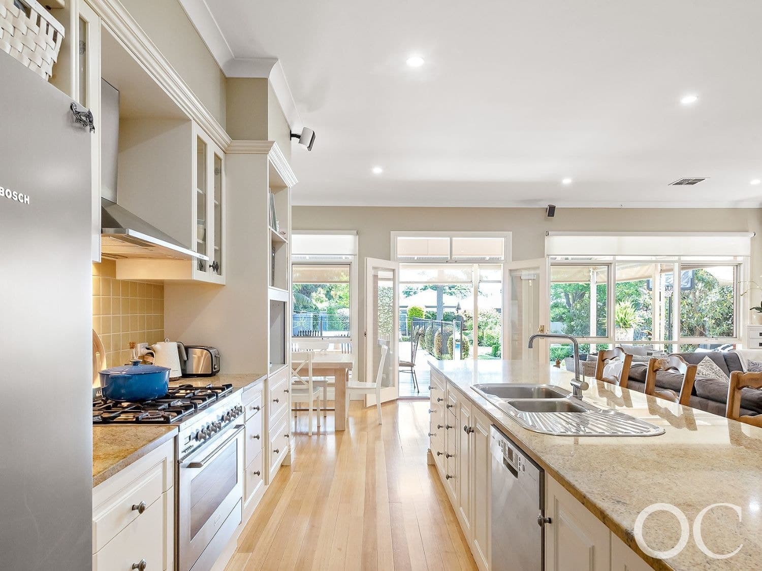 7 Elphyn Road, Kingswood - Thumbnail 2