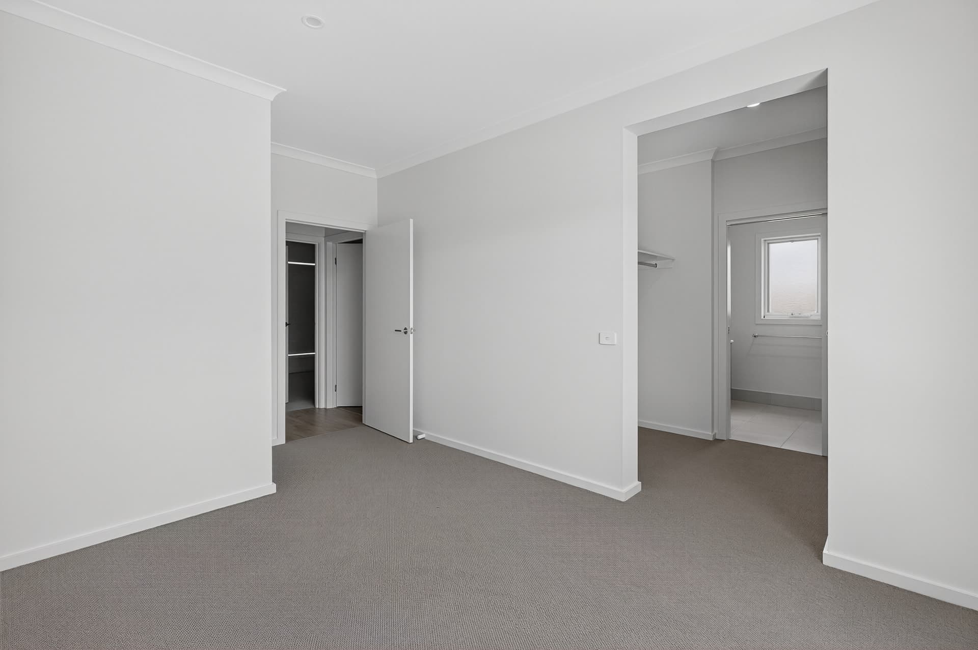 38 Emerald Drive, Hayborough - Thumbnail 6
