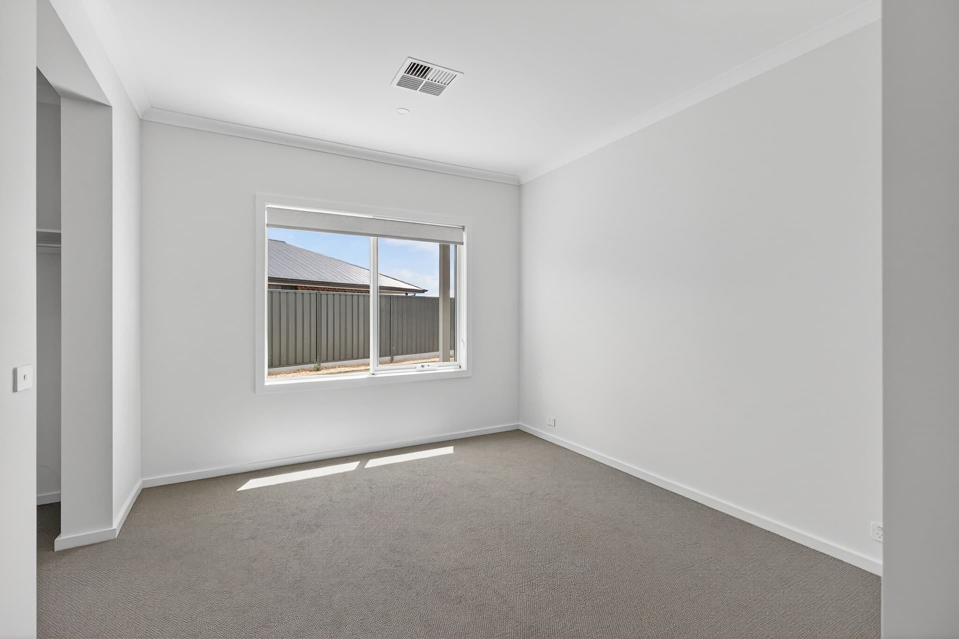 38 Emerald Drive, Hayborough - Thumbnail 7