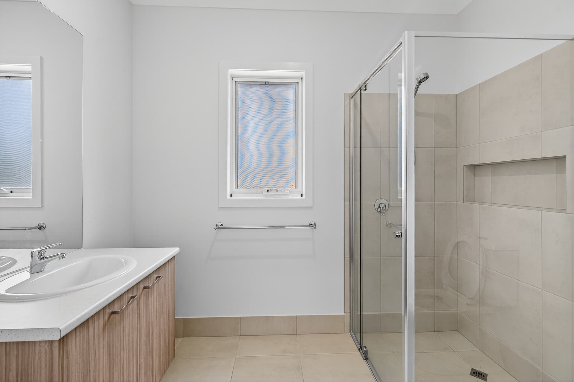 38 Emerald Drive, Hayborough - Thumbnail 8