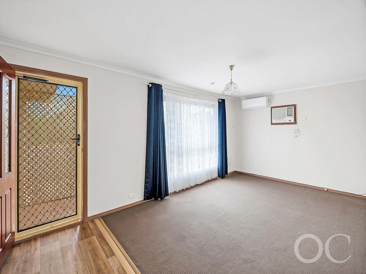 18 Maguire Crescent, Burton - Thumbnail 2