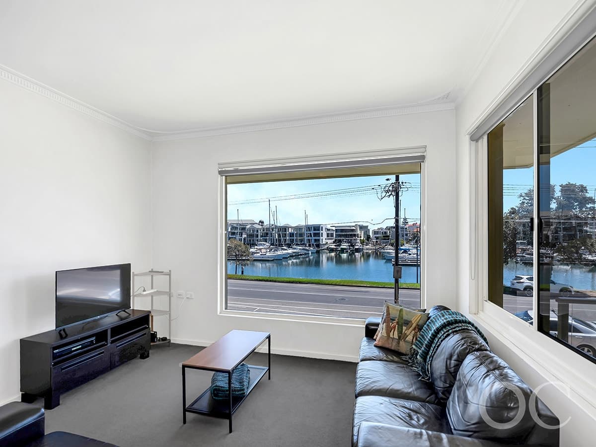 10/11 Adelphi Terrace, Glenelg North - Thumbnail 8