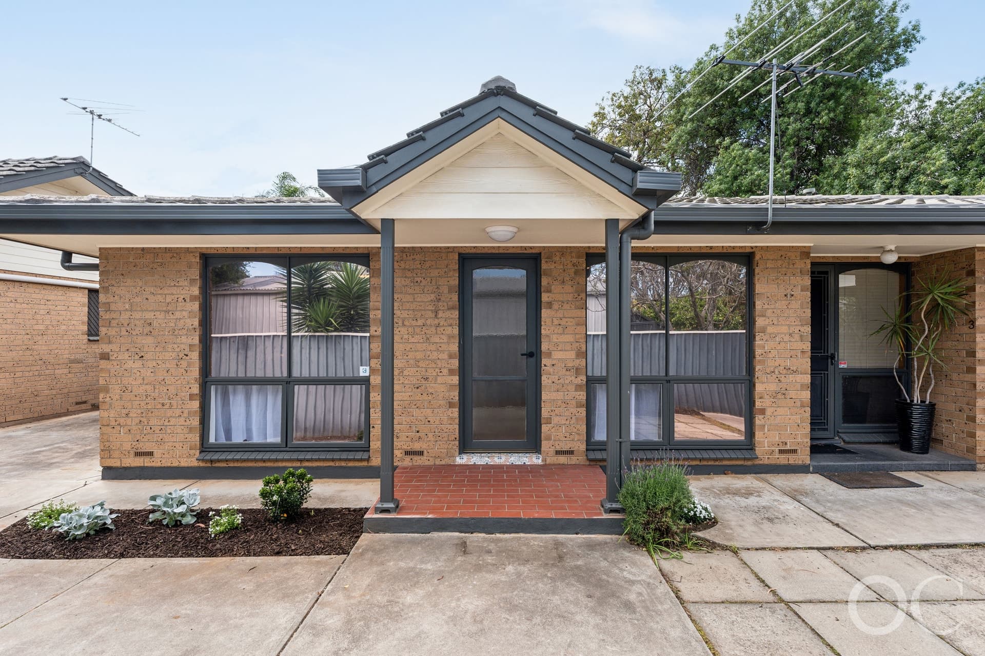 2/1 Hillsley Avenue, Everard Park - Image 1