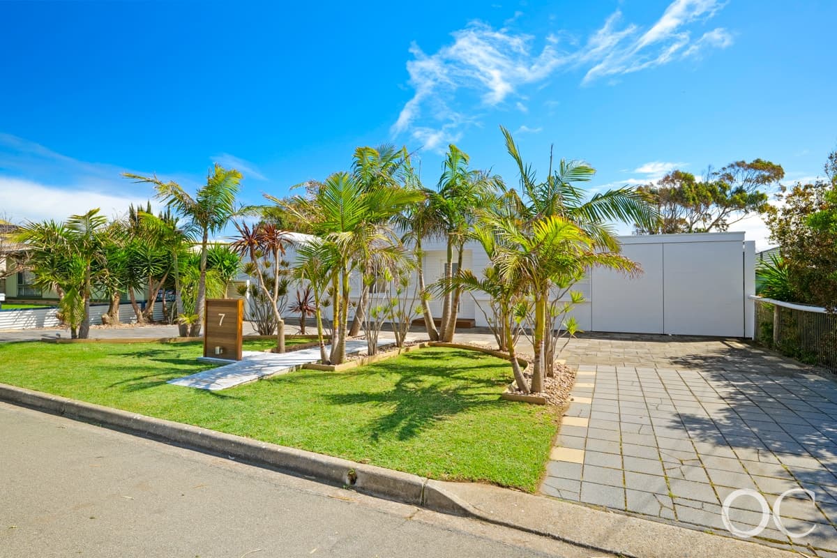 7 Phillip Street, Moana - Thumbnail 2