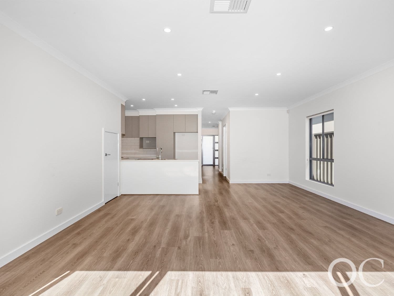1a Dwyer Road, Oaklands Park - Thumbnail 2