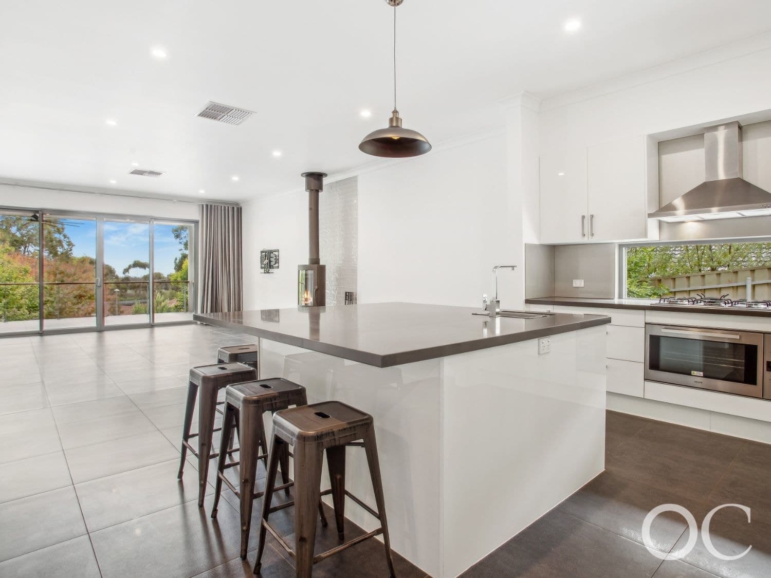6 Frearson Place, Mitcham - Thumbnail 5