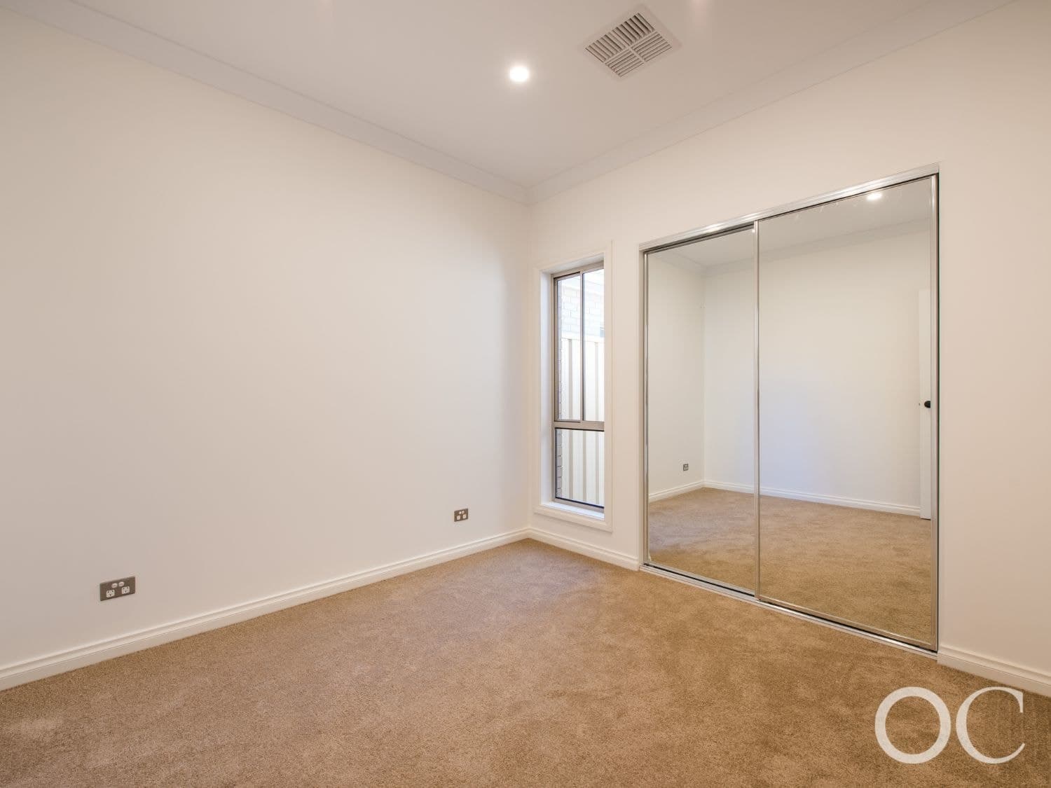 12 Ramsay Avenue, Seacombe Gardens - Thumbnail 8