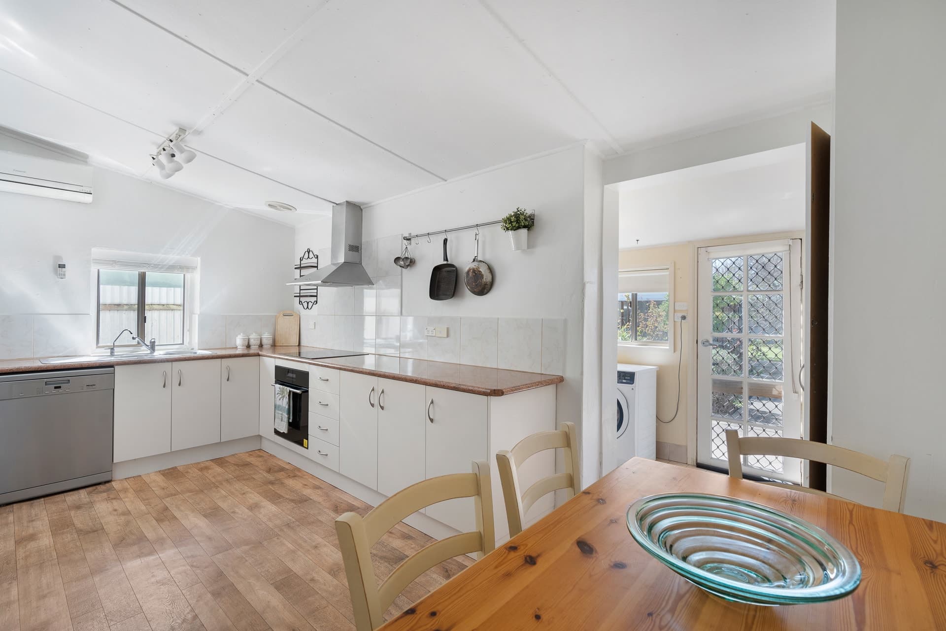 2 William Street, Port Elliot - Image 1