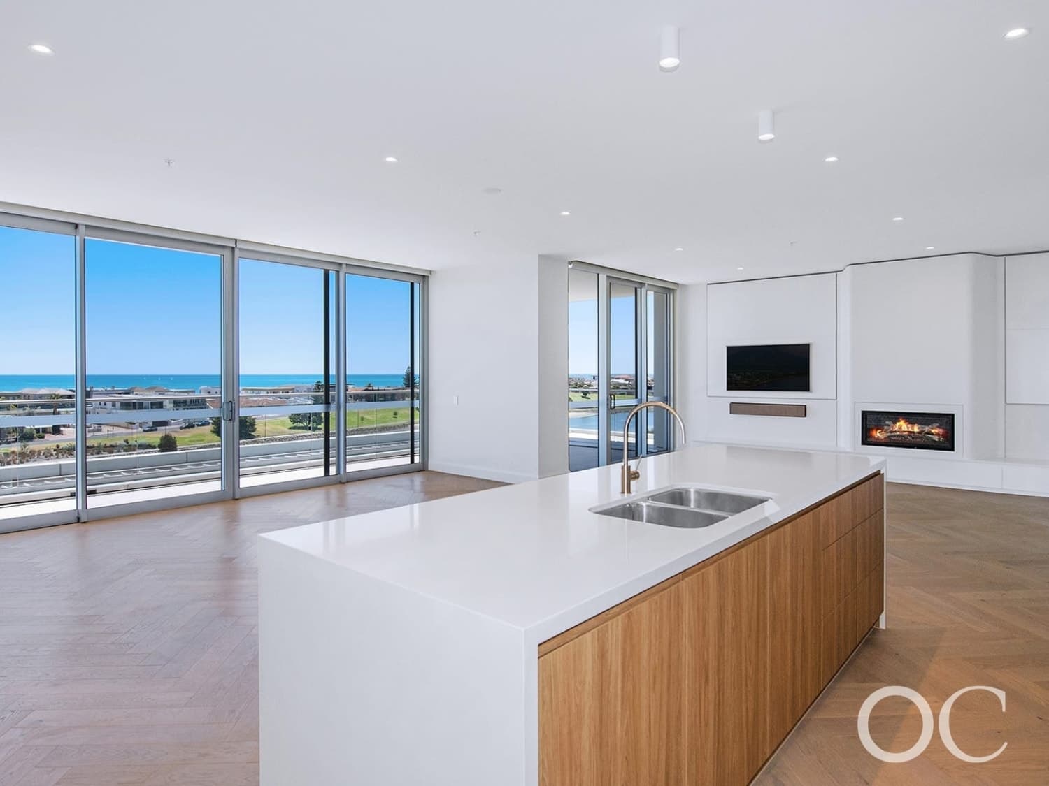 501/19 Adelphi Terrace, Glenelg North - Image 1