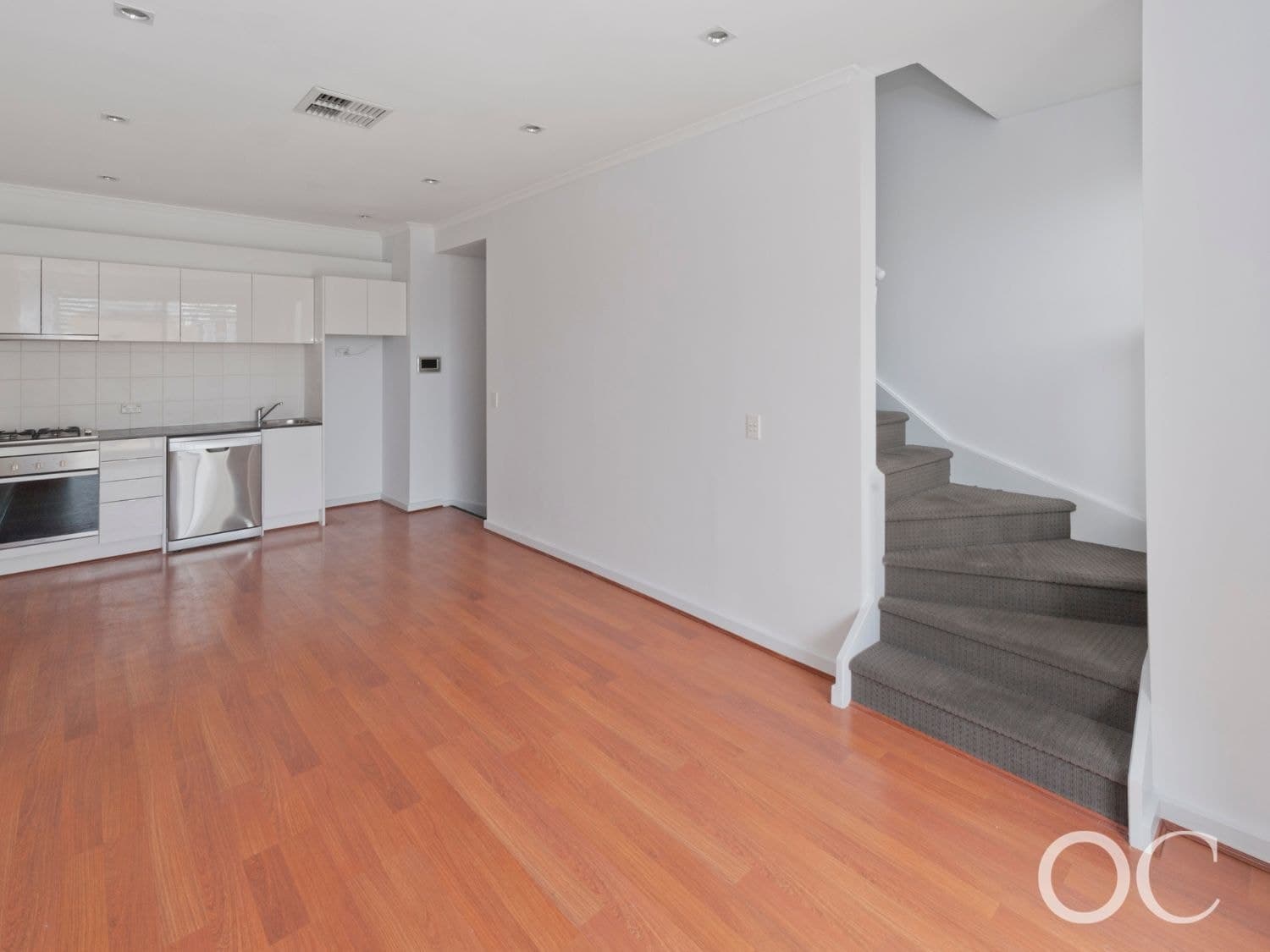 4/152 Gray Street, Adelaide - Thumbnail 3