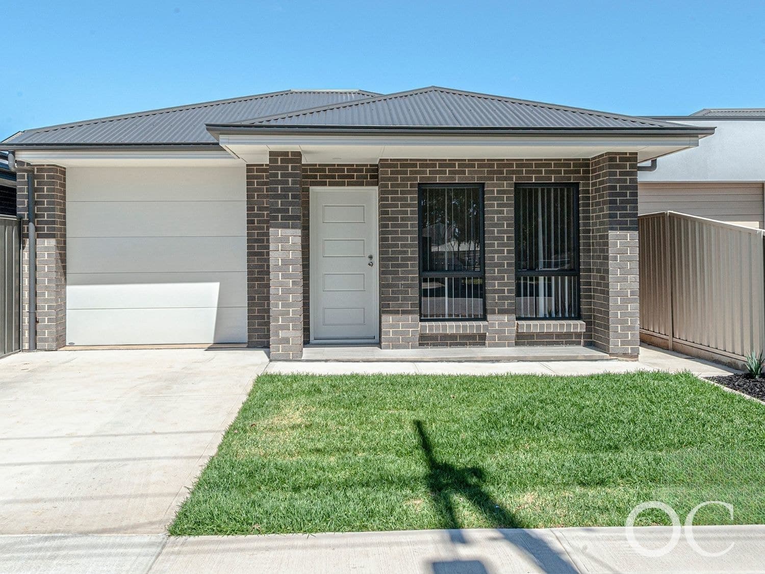 12 Dampier Avenue, Findon - Image 1