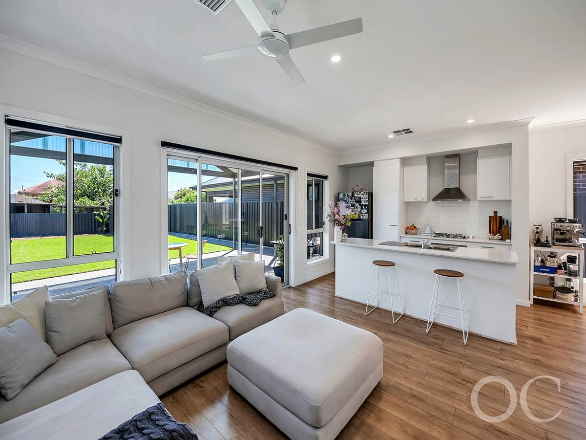 2B Durham Terrace, Royal Park - Thumbnail 2