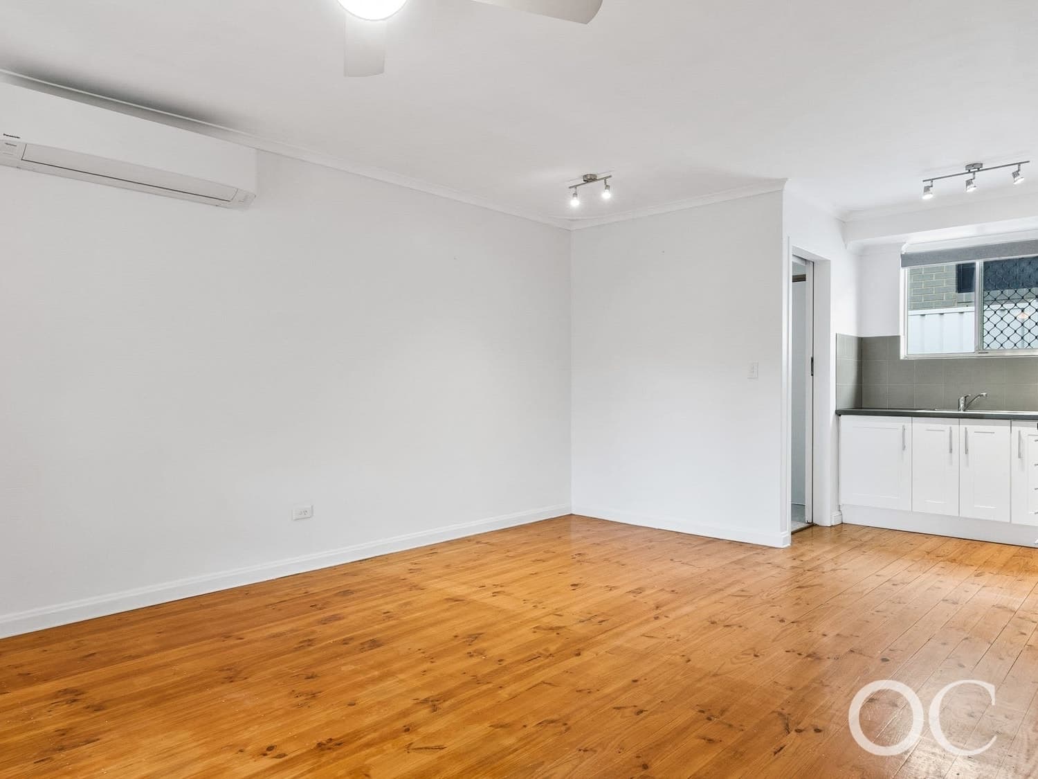 2/217 Seacombe Road, South Brighton - Thumbnail 6