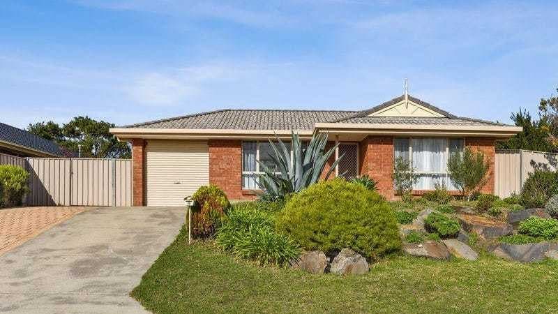 49 Nicolas Baudin Drive, Encounter Bay - Image 1