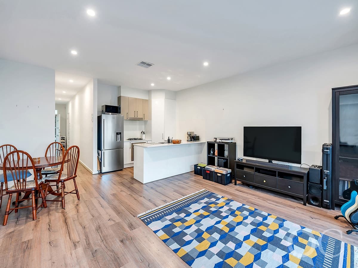 8 Elliot Drive, Lightsview - Thumbnail 4