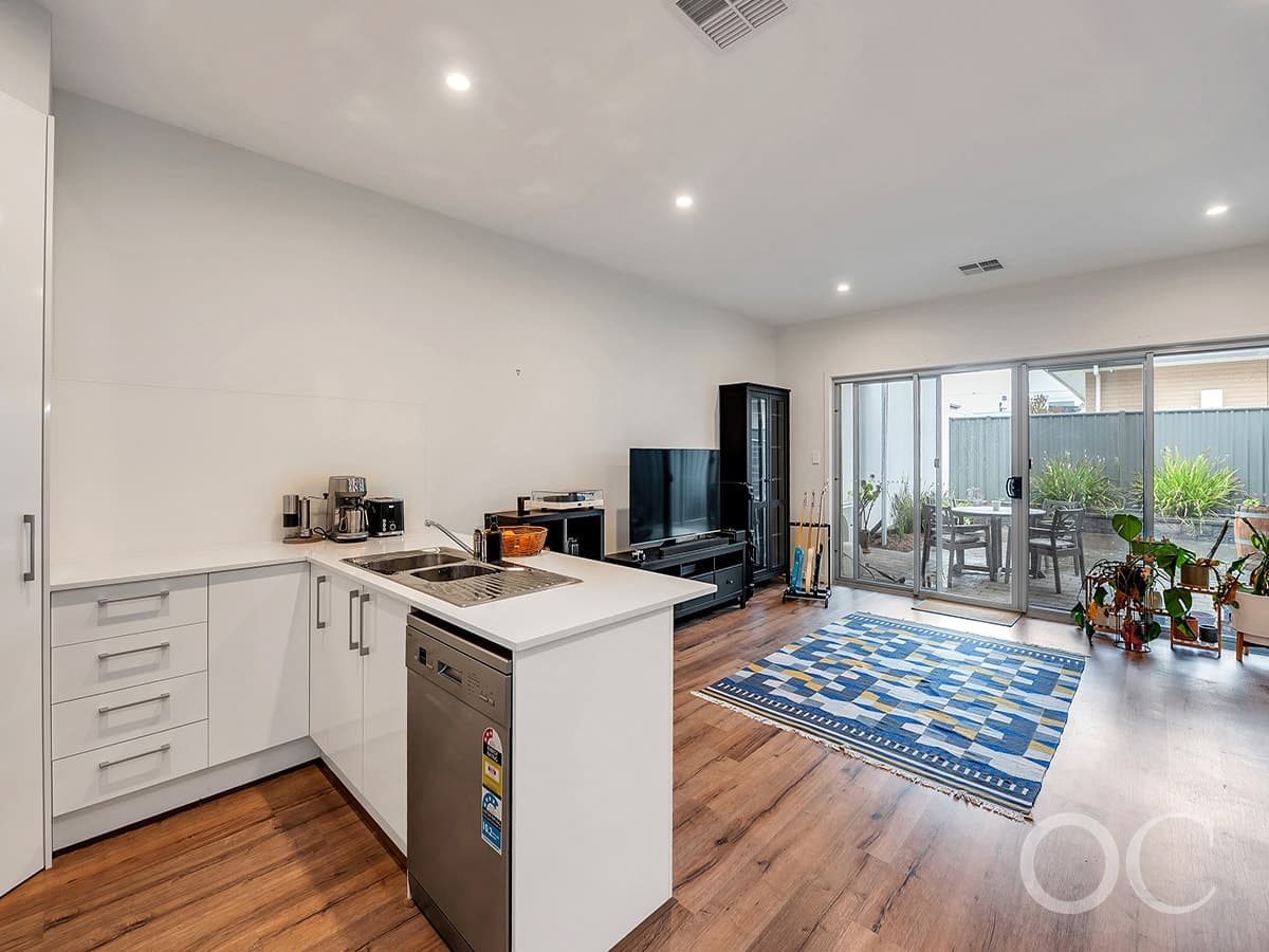 8 Elliot Drive, Lightsview - Thumbnail 6