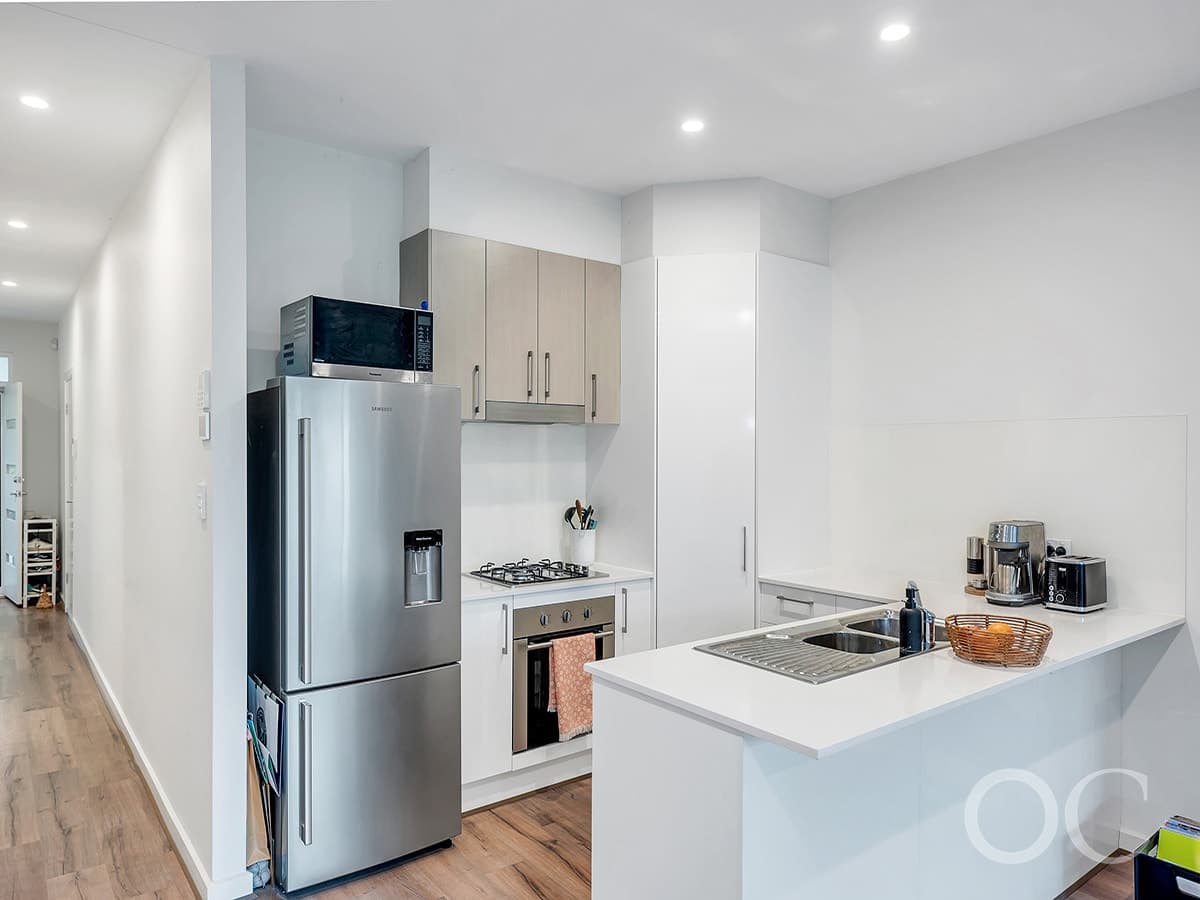 8 Elliot Drive, Lightsview - Thumbnail 8