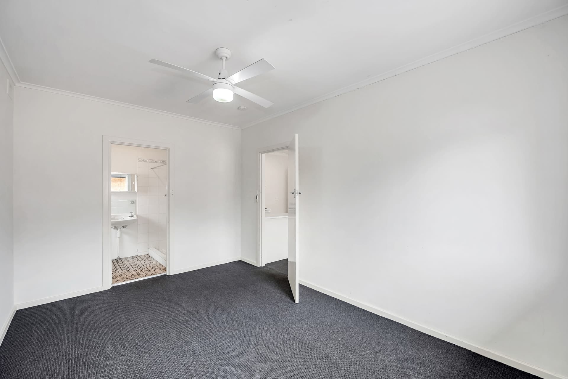 7/54 Forest Avenue, Black Forest - Thumbnail 5