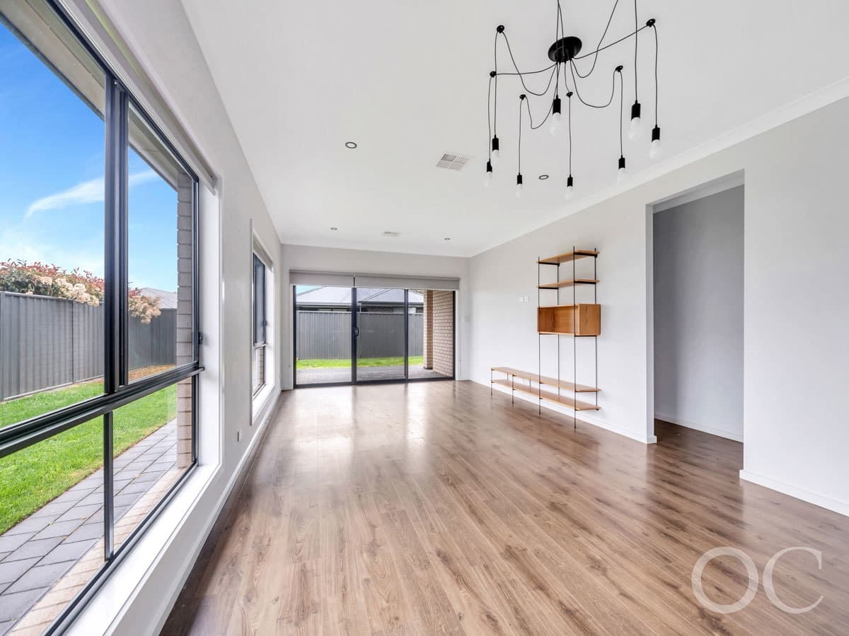 21 Rosewater Circuit, Mount Barker - Thumbnail 2