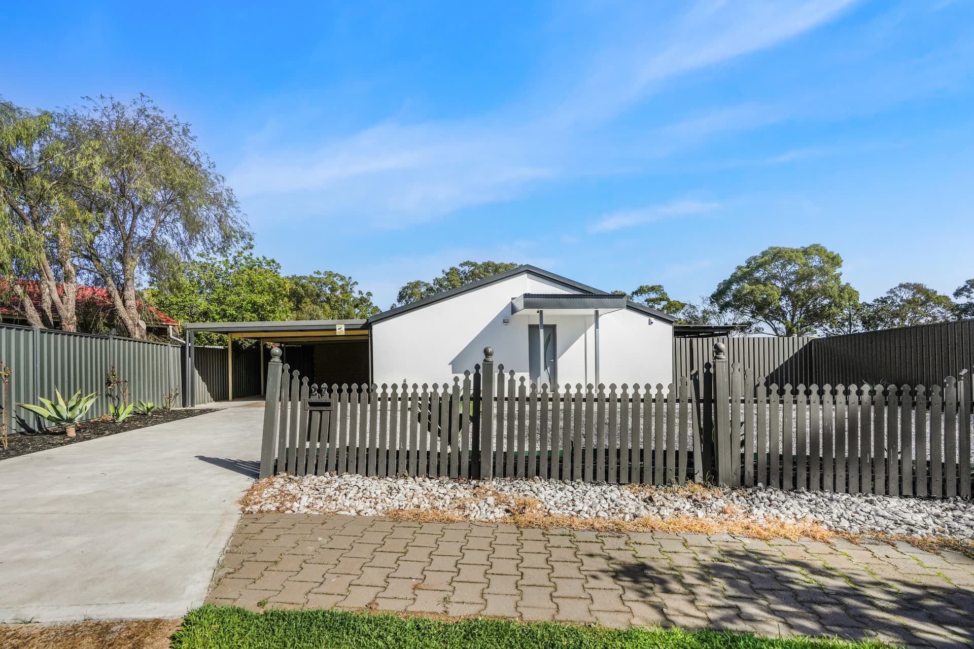 27 Koongarra Crescent, Munno Para - Image 1