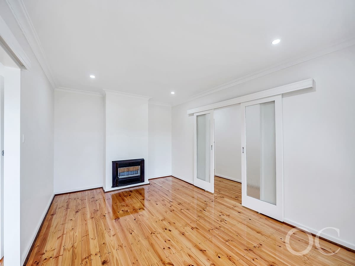 24 Mead Crescent, Melrose Park - Thumbnail 3