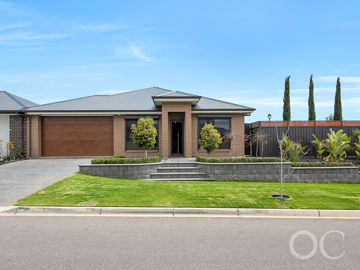 59 Noble Circuit, Hackham - Image 1