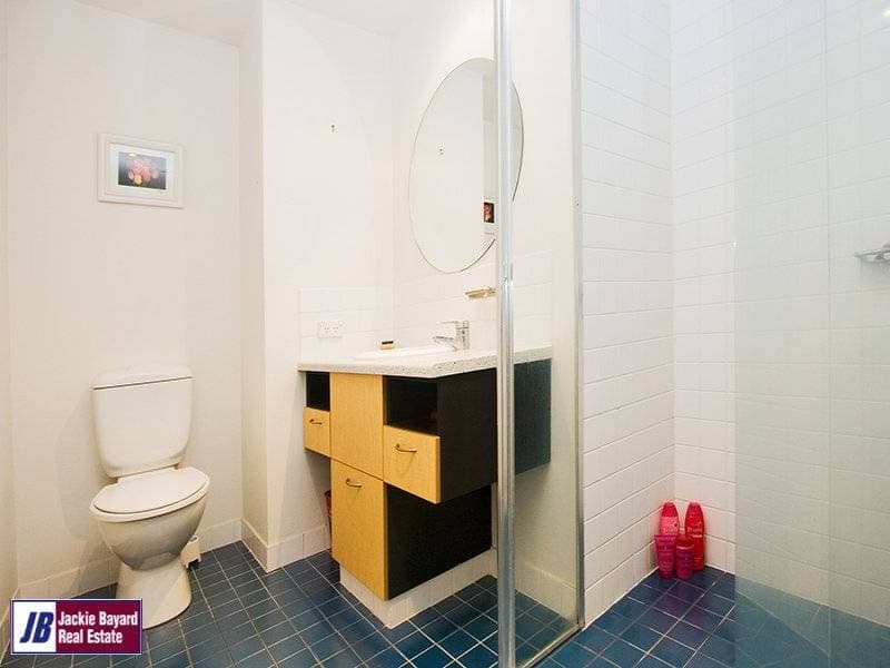 8 Dath St, Teneriffe - Thumbnail 5