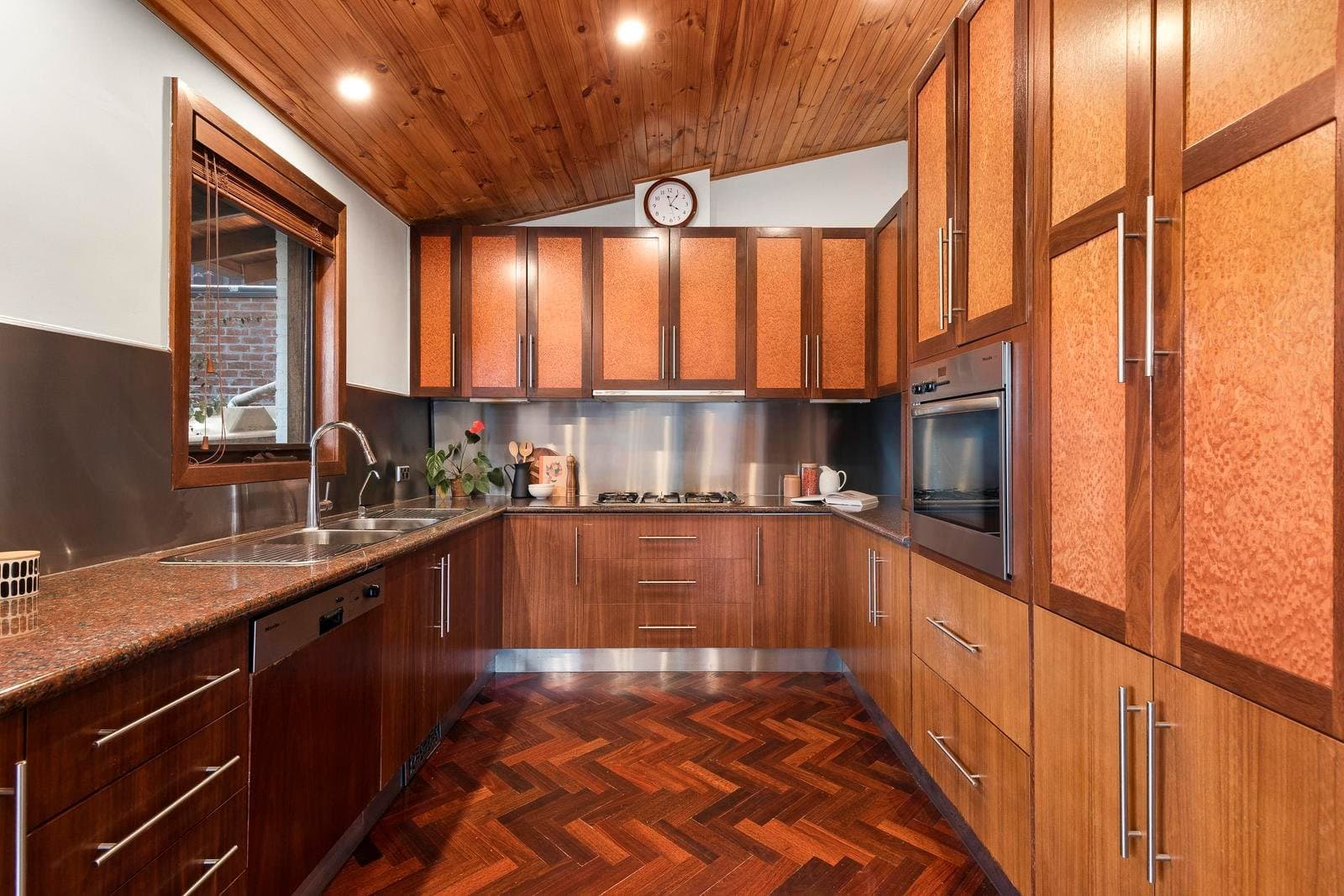 13 Madura Street, Travancore VIC 3032, Travancore - Thumbnail 6