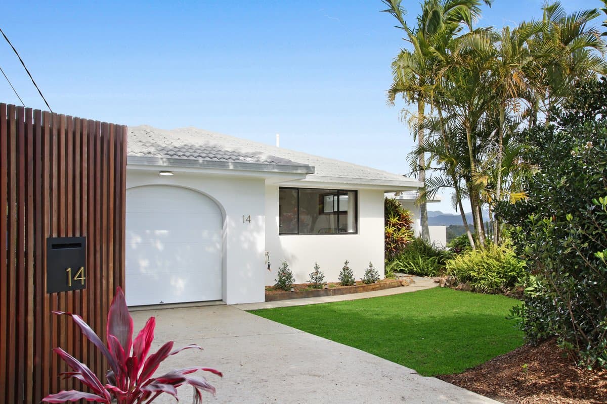 14 Gabrielle Grove, Burleigh Heads QLD 4220, Burleigh Heads Property Image - Thumbnail 2