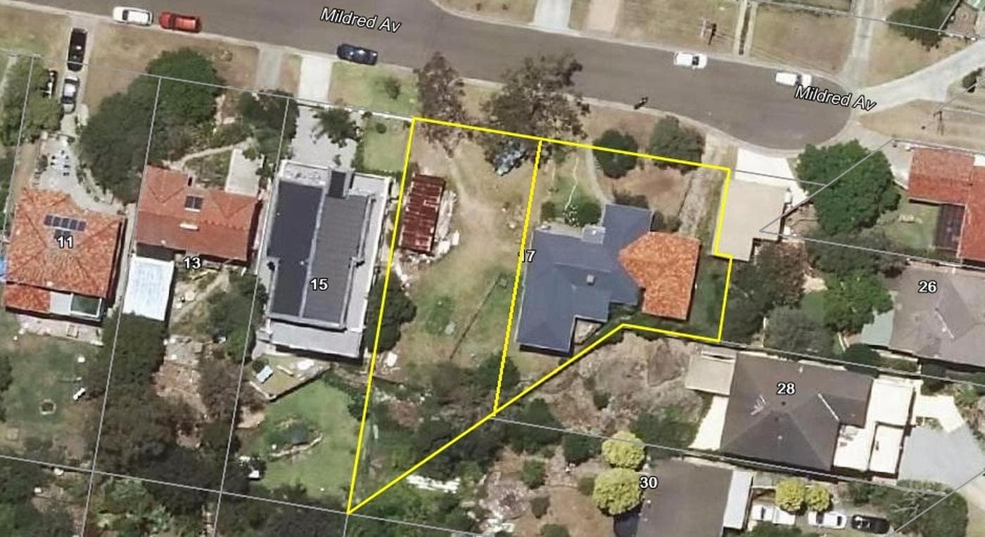 17a Mildred AvenueManly Vale, Manly Vale - Image 1