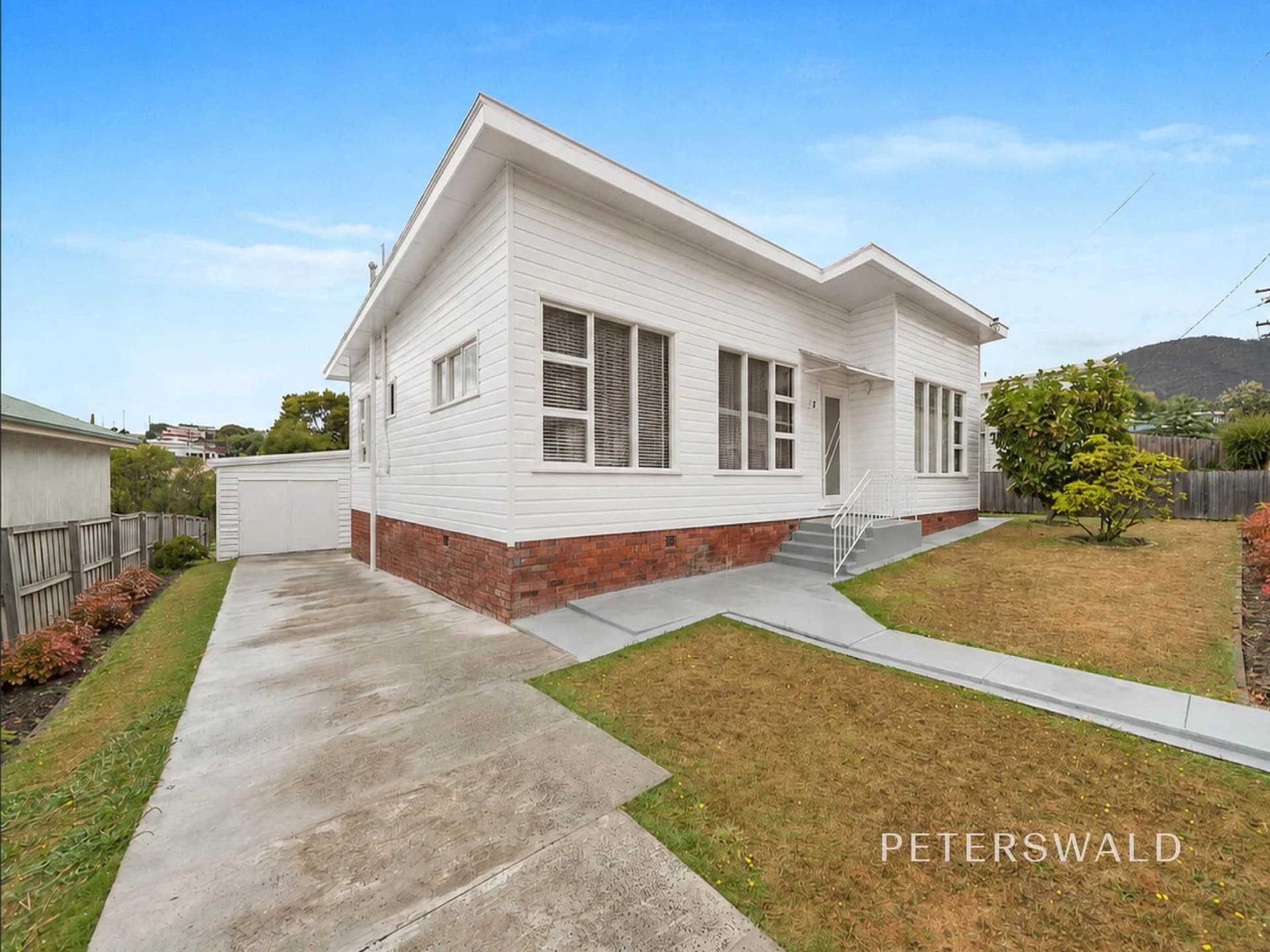 13 Islington Road, Montrose TAS 7010, Montrose - Thumbnail 2